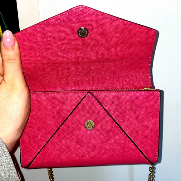 Pink Clutch - Picture 4 of 5